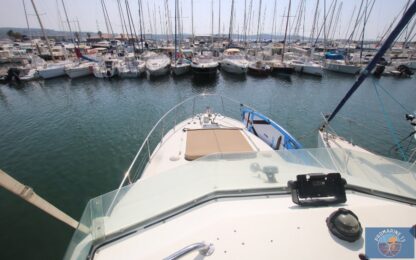 BENETEAU ANTARES 10.20 FLY – Image 9