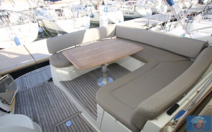 PRESTIGE 42S hard-top - JEANNEAU – Image 5